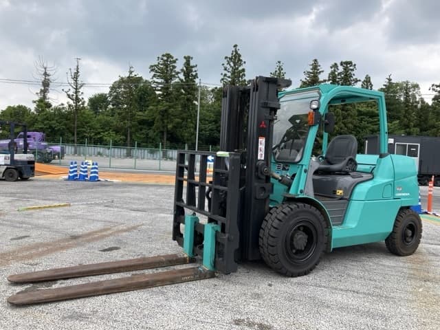 Forklift — Auction (lot 8451-2031)