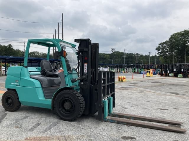 Forklift — Auction (lot 8451-2031)