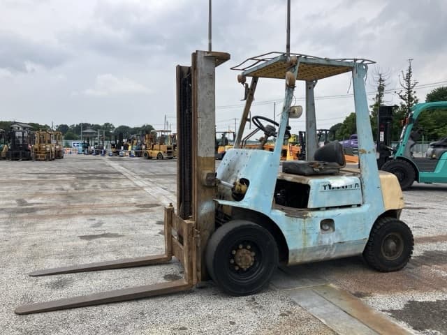 Forklift — Auction (lot 8451-2032)