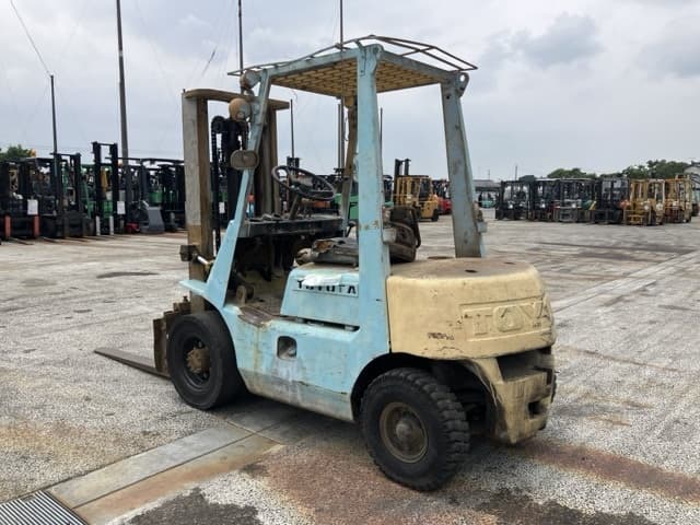 Forklift — Auction (lot 8451-2032)
