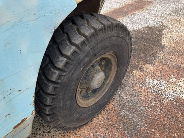 Forklift — Auction (lot 8451-2032)