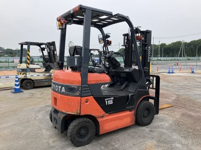 Battery Forklift — Auction (lot 8451-2038)
