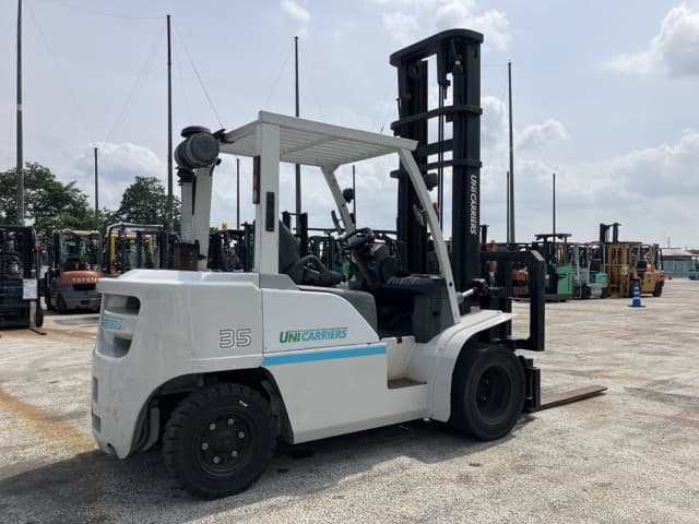 Forklift — Auction (lot 8451-2039)