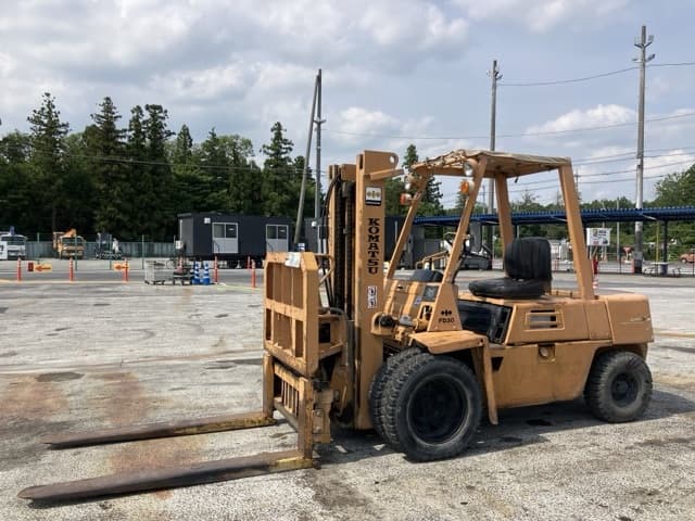 Forklift — Auction (lot 8451-2041)