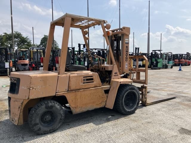 Forklift — Auction (lot 8451-2041)
