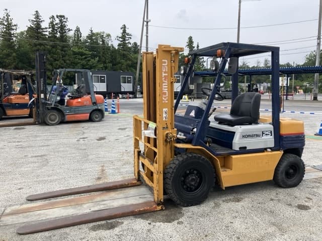Forklift — Auction (lot 8451-2050)