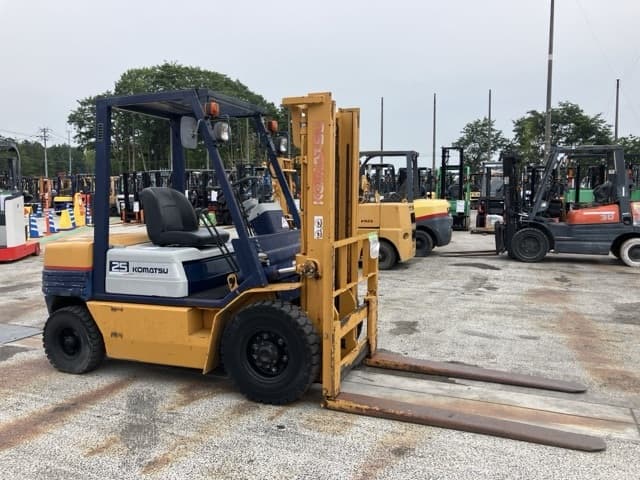 Forklift — Auction (lot 8451-2050)