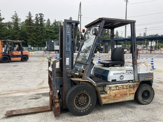 Forklift — Auction (lot 8451-2052)