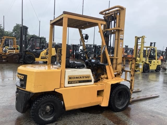 Forklift — Auction (lot 8451-2055)