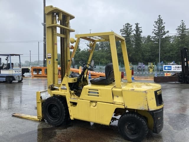Forklift — Auction (lot 8451-2056)