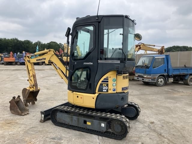 MINI EXCAVATOR — Auction (lot 8451-206)