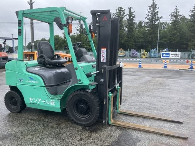 Forklift — Auction (lot 8451-2061)