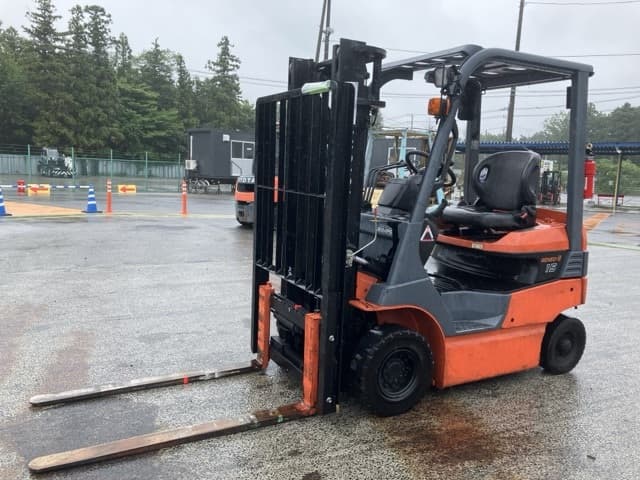 Battery Forklift — Auction (lot 8451-2063)