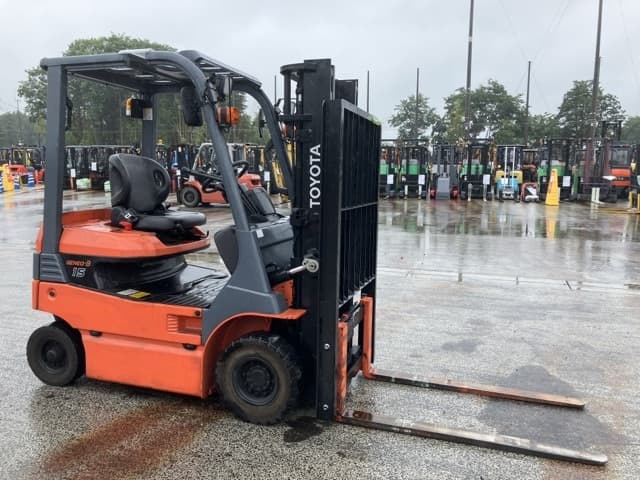 Battery Forklift — Auction (lot 8451-2063)