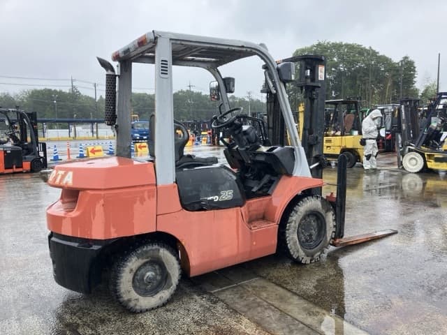 Forklift — Auction (lot 8451-2065)