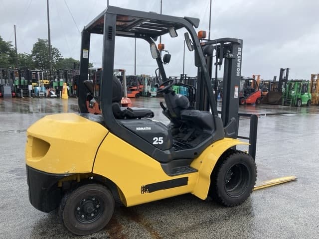 Forklift — Auction (lot 8451-2066)