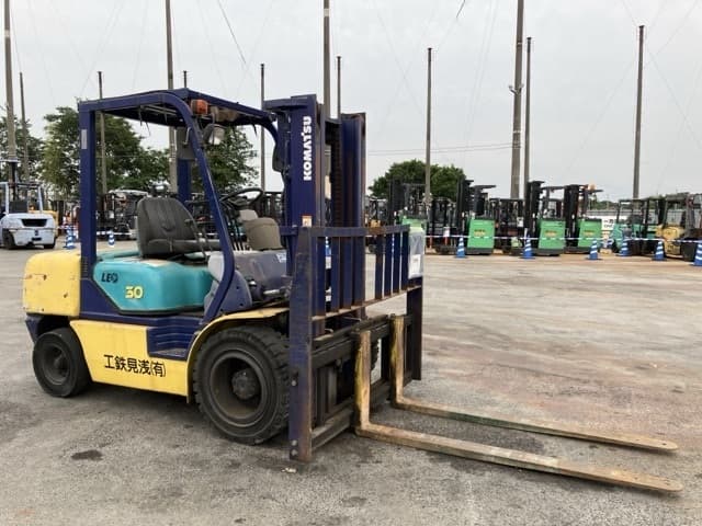 Forklift — Auction (lot 8451-2067)