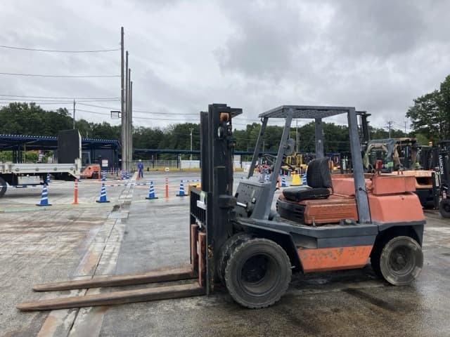 Forklift — Auction (lot 8451-2078)