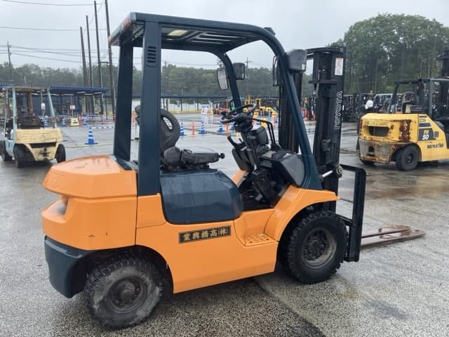 Forklift — Auction (lot 8451-2081)