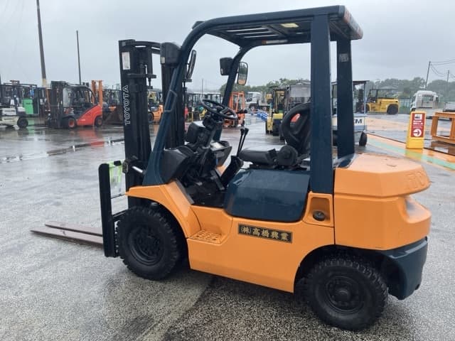 Forklift — Auction (lot 8451-2081)
