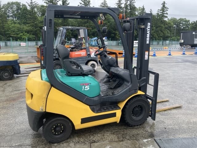 Forklift — Auction (lot 8451-2083)
