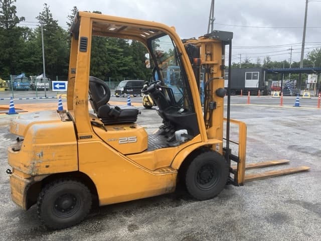 Forklift — Auction (lot 8451-2089)
