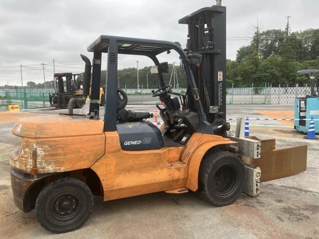 Forklift — Auction (lot 8451-2091)