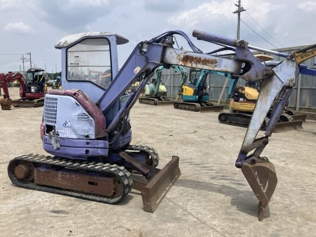MINI EXCAVATOR — Auction (lot 8451-21)