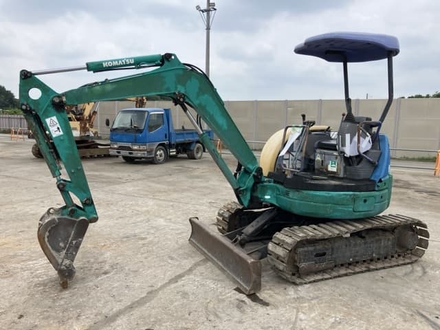 MINI EXCAVATOR — Auction (lot 8451-212)