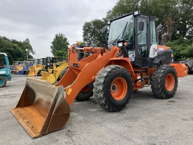 WHEEL LOADER — Auction (lot 8451-220)