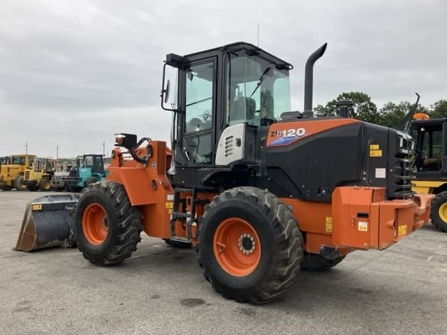 WHEEL LOADER — Auction (lot 8451-220)