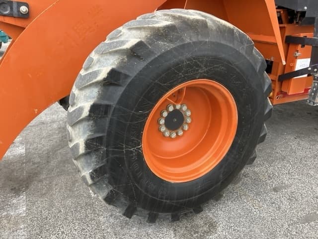 WHEEL LOADER — Auction (lot 8451-220)