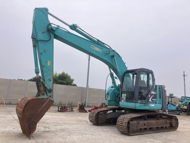 EXCAVATOR — Auction (lot 8451-221)