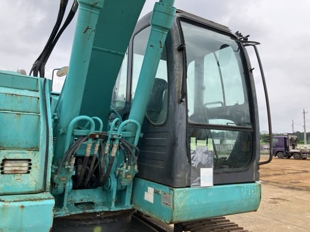 EXCAVATOR — Auction (lot 8451-221)