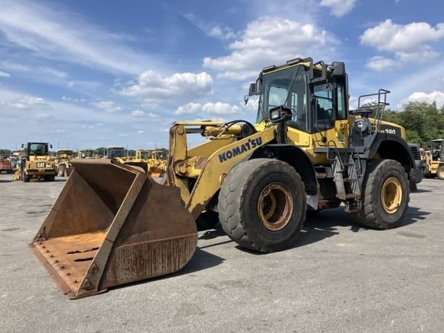 WHEEL LOADER — Auction (lot 8451-223)