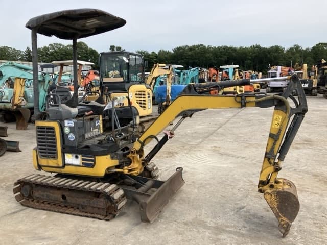 MINI EXCAVATOR — Auction (lot 8451-224)