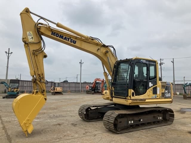 EXCAVATOR — Auction (lot 8451-226)