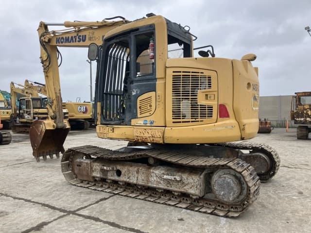 EXCAVATOR — Auction (lot 8451-230)