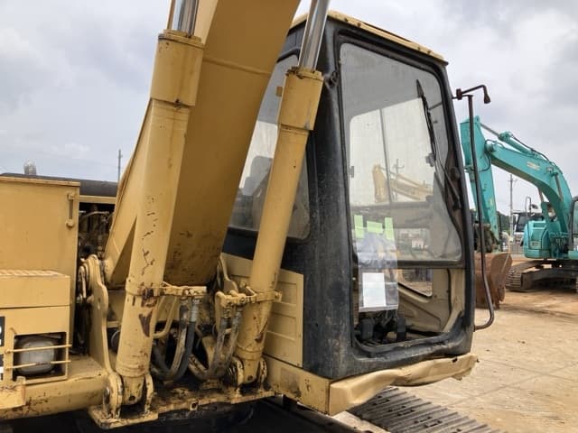 EXCAVATOR — Auction (lot 8451-231)