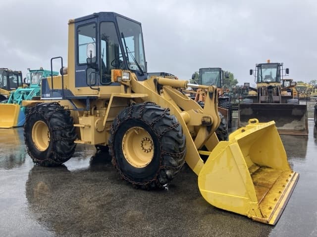 WHEEL LOADER — Auction (lot 8451-236)