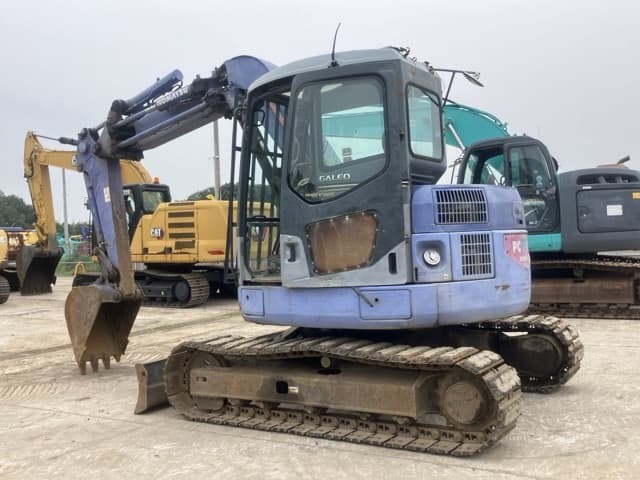 EXCAVATOR — Auction (lot 8451-237)