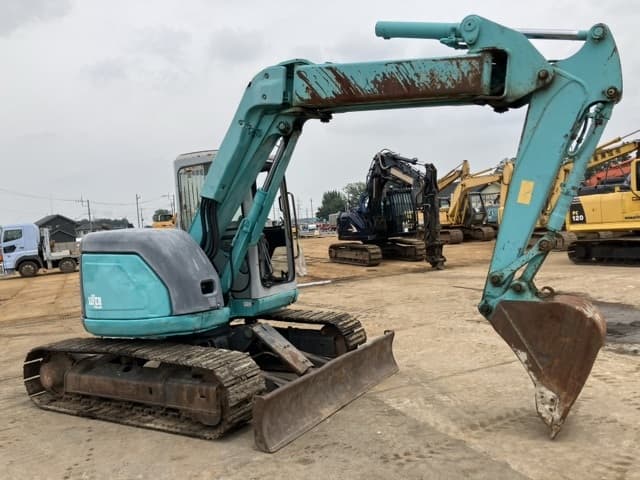 EXCAVATOR — Auction (lot 8451-239)
