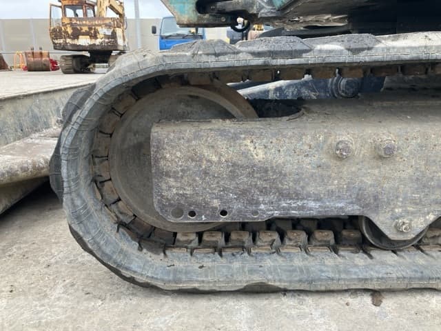 MINI EXCAVATOR — Auction (lot 8451-258)