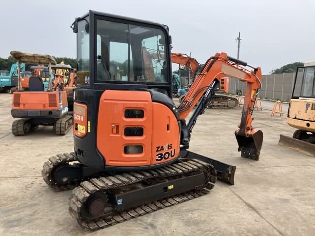 MINI EXCAVATOR — Auction (lot 8451-269)