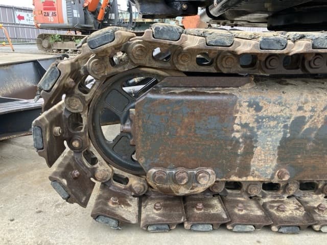 MINI EXCAVATOR — Auction (lot 8451-269)