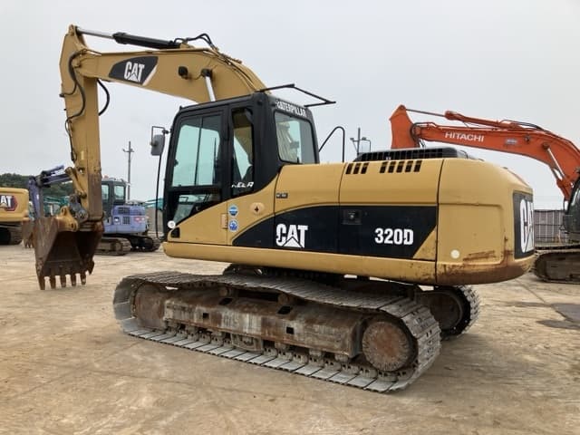 EXCAVATOR — Auction (lot 8451-271)