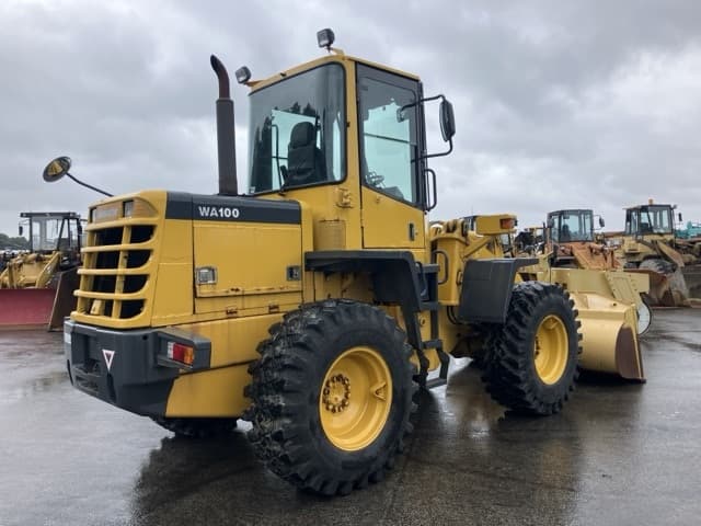 WHEEL LOADER — Auction (lot 8451-274)