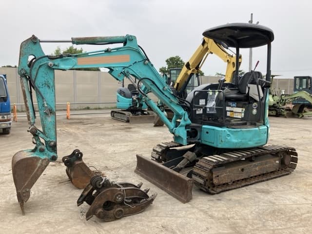 MINI EXCAVATOR — Auction (lot 8451-283)