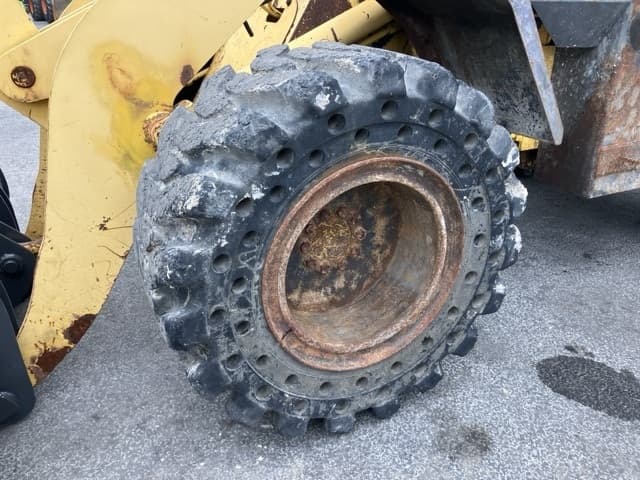 WHEEL LOADER — Auction (lot 8451-288)