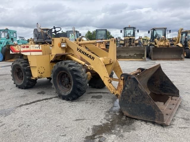 MINI WHEEL LOADER — Auction (lot 8451-289)